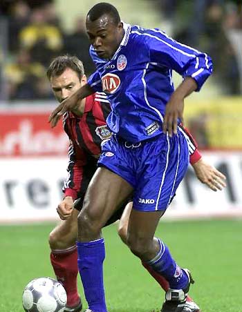 不时传出调 不时传出调