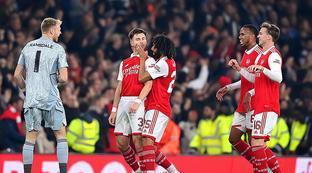 攻防两端都 攻防两端都